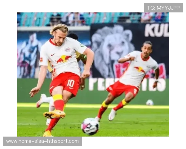 德甲莱比锡边路穿插制造混乱,胜利入袋